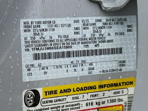 Used 2025 Ford Expedition Platinum image 35