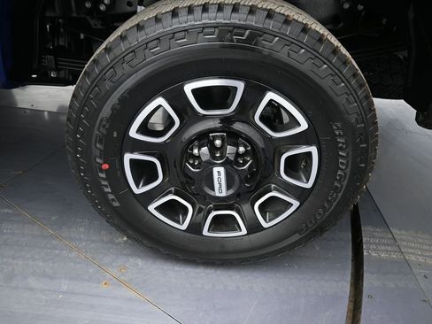 New 2026 Ford F350 Platinum AWD/4WD image 31