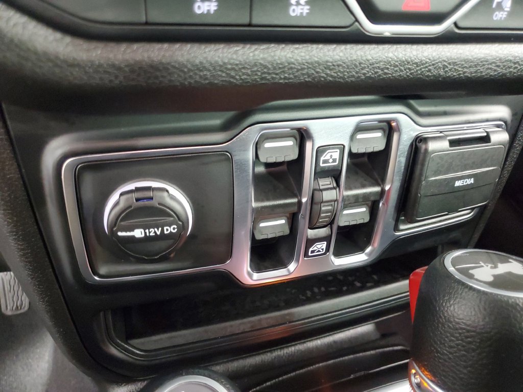 Used 2026 Jeep Wrangler Unlimited Sport AWD/4WD image 18