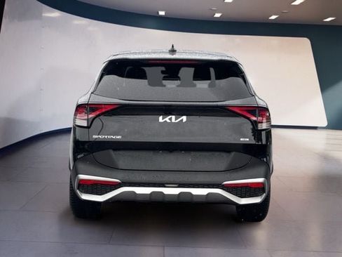 Certified 2023 Kia Sportage LX AWD/4WD image 4