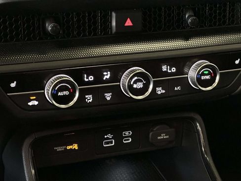 Used 2024 Honda CR-V EX image 32
