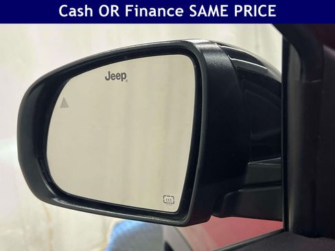 Used 2026 Jeep Compass Limited AWD/4WD image 18