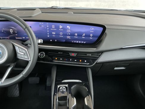 Used 2024 Buick Envision Preferred image 9