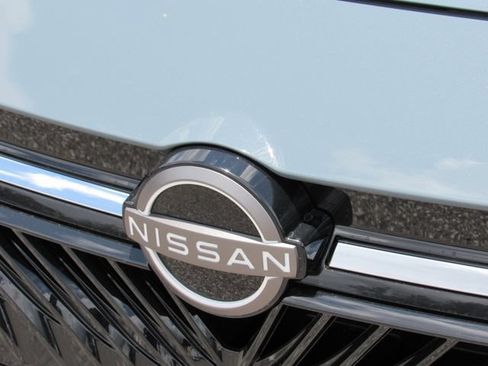 New 2026 Nissan Sentra SR w/ Floor Mat Package FWD image 8