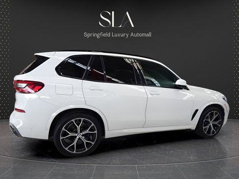 Used 2022 BMW X5 xDrive40i w/ Premium Essential Package AWD/4WD image 3