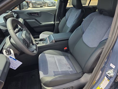 New 2026 Toyota RAV4 XSE w/ Panoramic Sun Roof Package AWD/4WD image 11