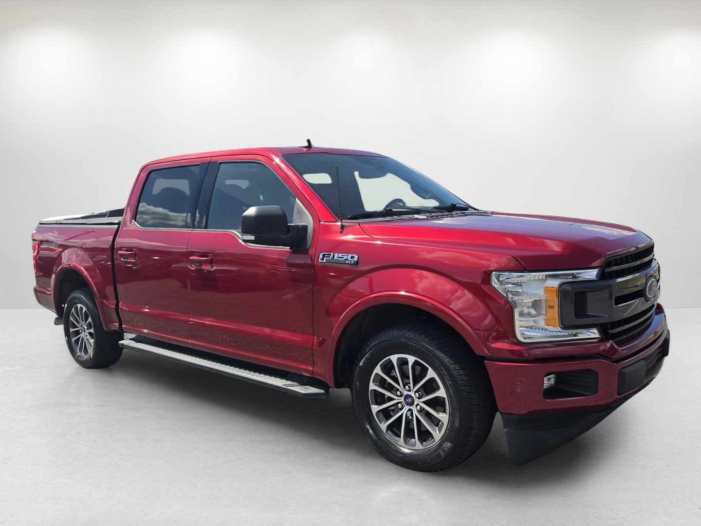 Used 2019 Ford F150 XLT w/ Equipment Group 302A Luxury RWD image 3