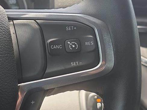 Used 2023 RAM 1500 Laramie AWD/4WD image 12