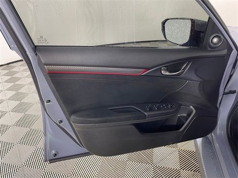 Used 2019 Honda Civic Type R image 16