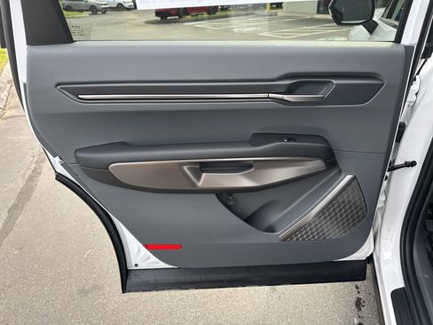 New 2026 Kia EV9 Wind image 21