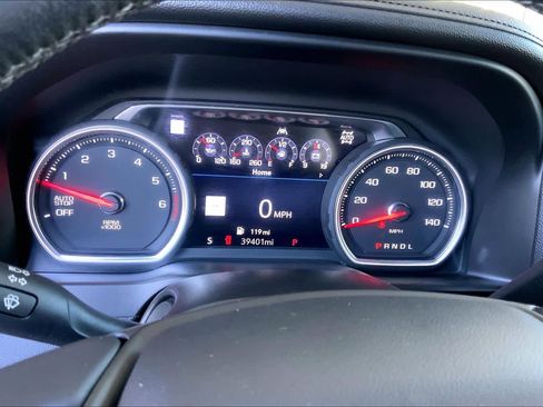 Used 2019 Chevrolet Silverado 1500 High Country w/ High Country Premium Package image 50