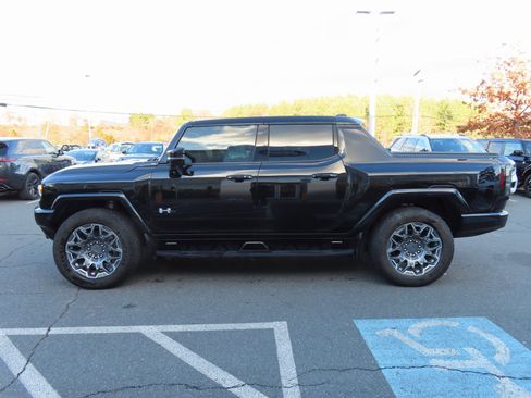 Used 2025 GMC Hummer EV 3X image 11