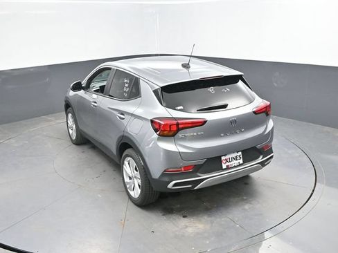 Used 2025 Buick Encore GX Preferred AWD/4WD image 40