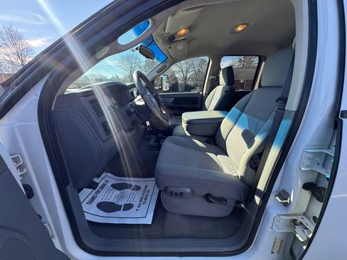 Used 2007 Dodge Ram 3500 Truck SLT image 15