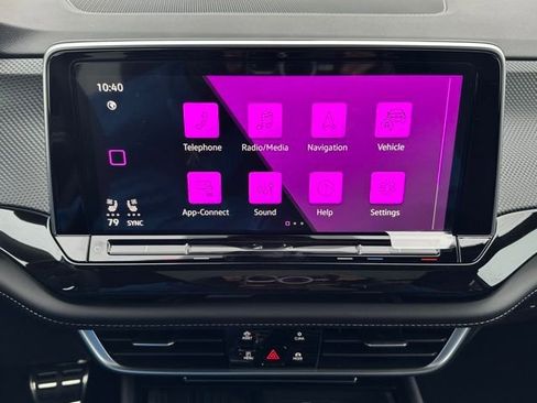 New 2026 Volkswagen Atlas Cross Sport SEL R-Line AWD/4WD image 34