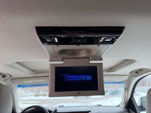 Used 2016 Cadillac Escalade Luxury image 11
