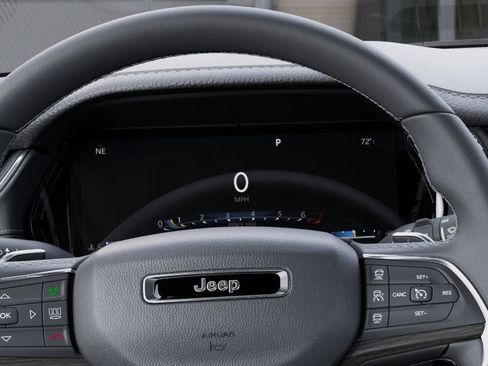 New 2026 Jeep Grand Cherokee Limited w/ Limited Altitude Package image 17