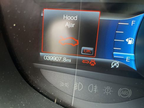 Used 2024 Ford Edge SEL AWD/4WD image 17
