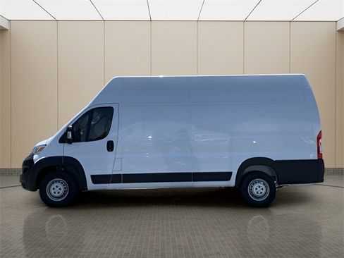 New 2024 RAM ProMaster 3500 w/ Premium Convenience Group image 2