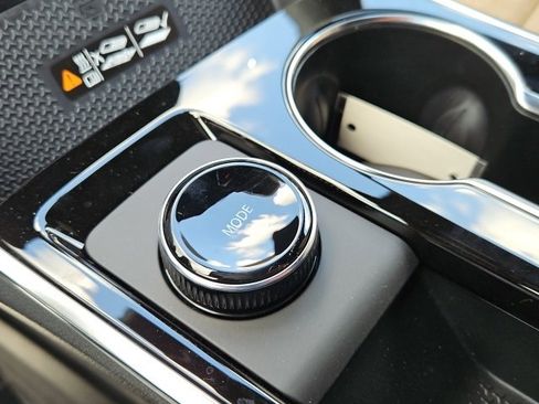 New 2026 Chevrolet Equinox ACTIV w/ Convenience Package III image 41