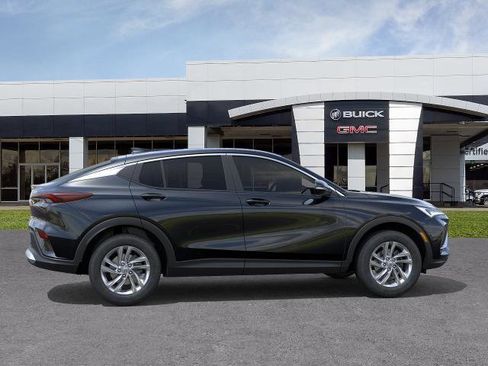 New 2026 Buick Envista Preferred w/ Advanced Safety Package FWD image 5