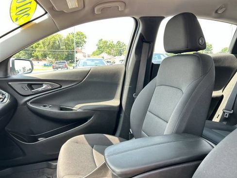 Used 2016 Chevrolet Malibu LT FWD image 30