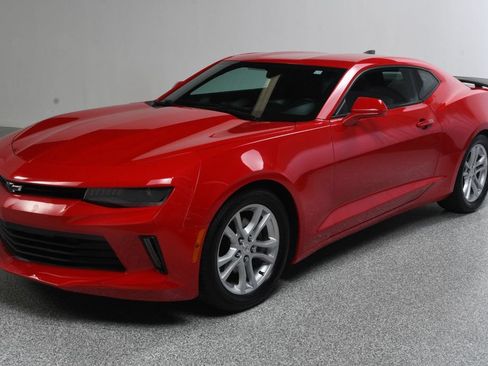 Used 2018 Chevrolet Camaro LS RWD image 2