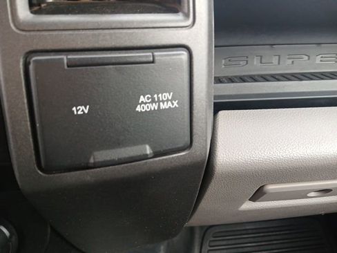 Used 2022 Ford F350 XL w/ Power Equipment Group image 32