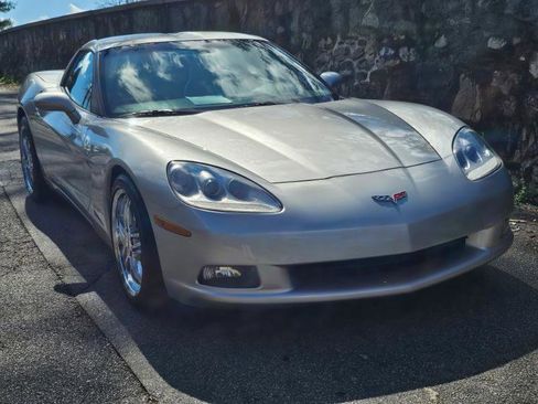 Used 2006 Chevrolet Corvette Coupe w/ Preferred Equipment Group image 10