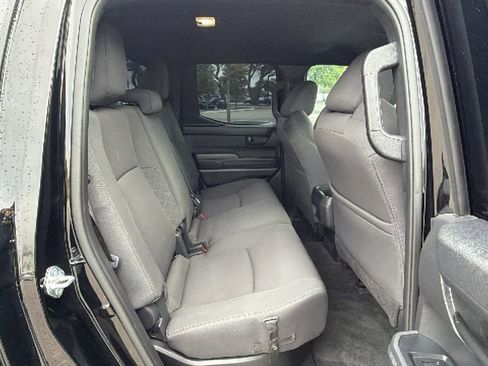 Used 2024 Toyota Tacoma SR5 AWD/4WD image 38