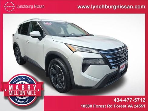 Used 2024 Nissan Rogue SV w/ SV Premium Package AWD/4WD image 1