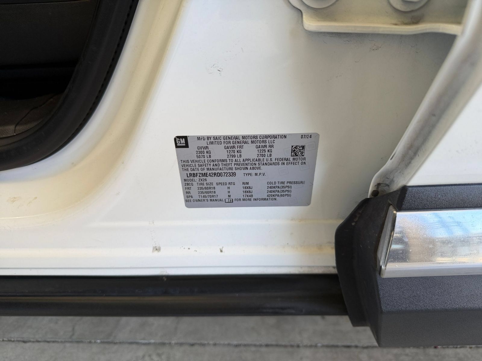 Used 2024 Buick Envision Preferred AWD/4WD image 29