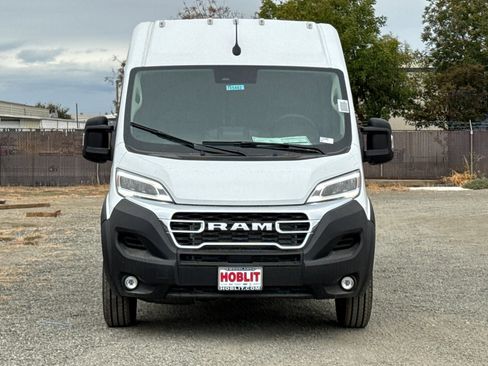 New 2026 RAM ProMaster 2500 w/ Quick Order Package 22G SLT image 8
