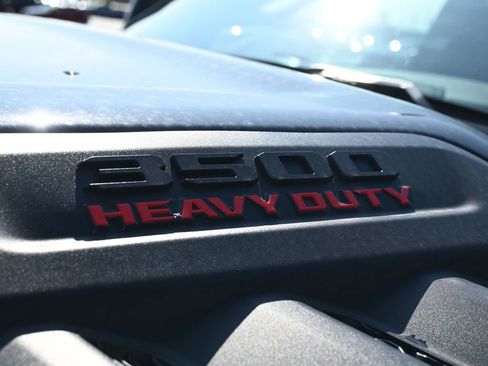 Used 2024 RAM 3500 Laramie w/ Night Edition image 20