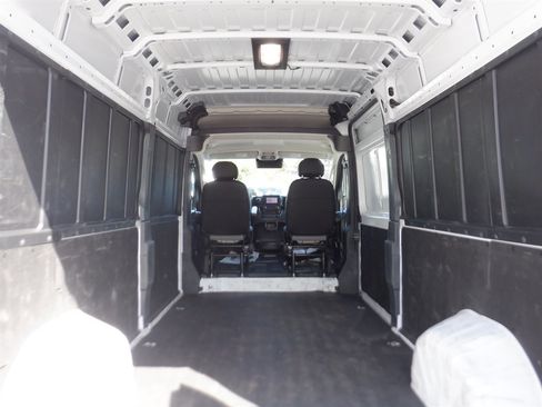 Used 2025 RAM ProMaster 3500 w/ Convenience Group FWD image 6