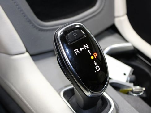 Used 2017 Cadillac XT5 Luxury image 29