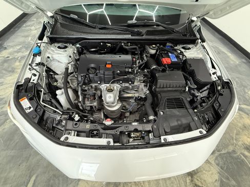 Used 2024 Honda Civic Sport image 25