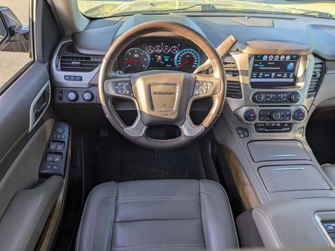 Used 2020 GMC Yukon Denali w/ Denali Ultimate Package image 31