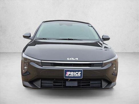 Used 2025 Kia K4 FWD image 2