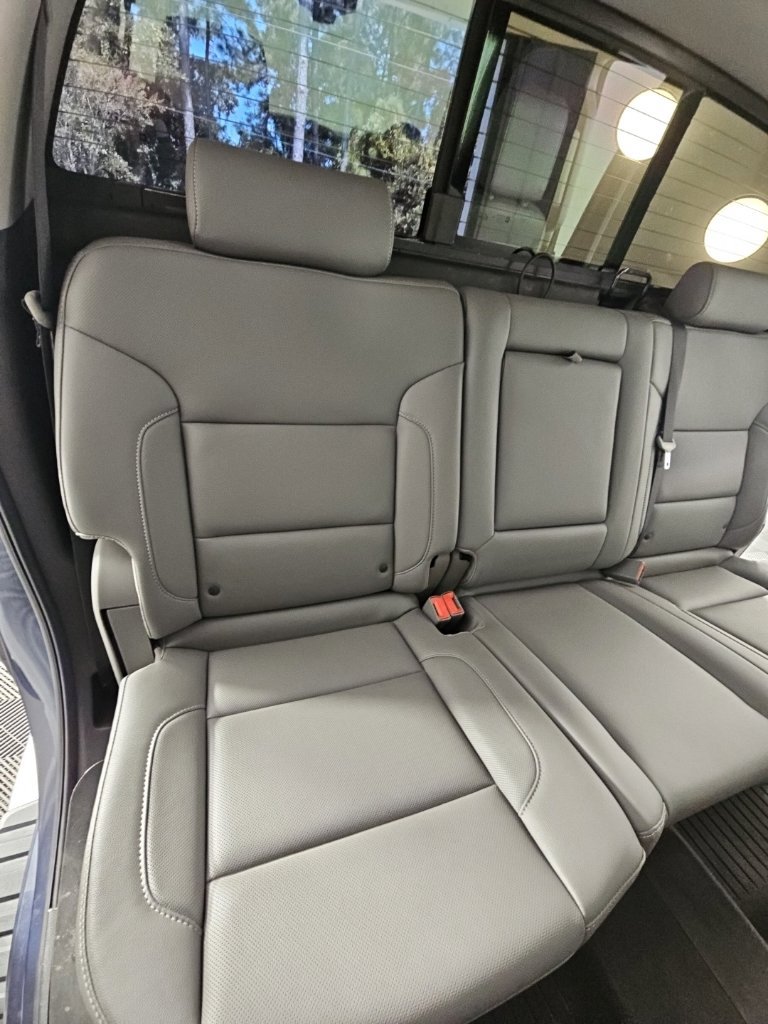 Used 2018 Chevrolet Silverado 1500 LTZ Z71 w/ Centennial Edition AWD/4WD image 17