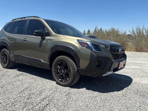 Used 2025 Subaru Forester Wilderness w/ Wilderness Package AWD/4WD image 2