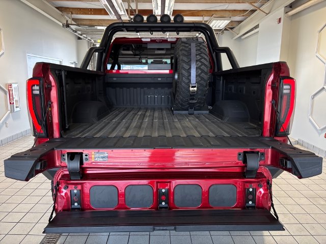 Used 2025 GMC Sierra 2500 AT4 w/ AT4 Premium Plus Package AWD/4WD image 25