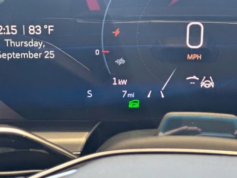 New 2026 Cadillac Lyriq Sport image 27