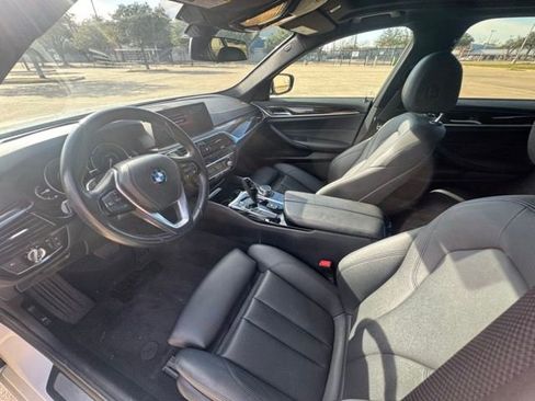 Used 2018 BMW 530e image 10