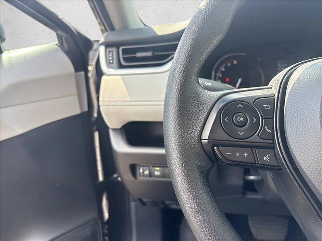Certified 2025 Toyota RAV4 XLE FWD image 17