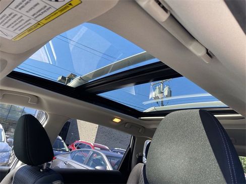 Certified 2020 Nissan Rogue SV w/ Sun & Sound Touring Package image 24