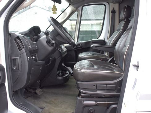 Used 2017 RAM ProMaster 2500 w/ Mopar Trailer Tow Group image 10