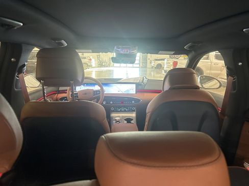 New 2026 Genesis GV70 2.5T Advanced image 20