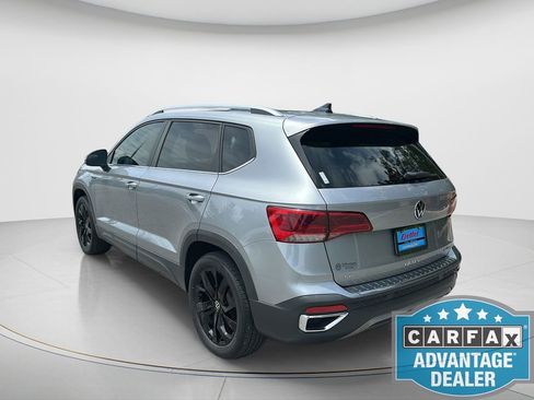 Used 2023 Volkswagen Taos SE AWD/4WD image 7