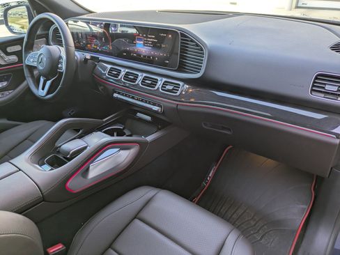 Used 2021 Mercedes-Benz GLE 450 4MATIC image 30